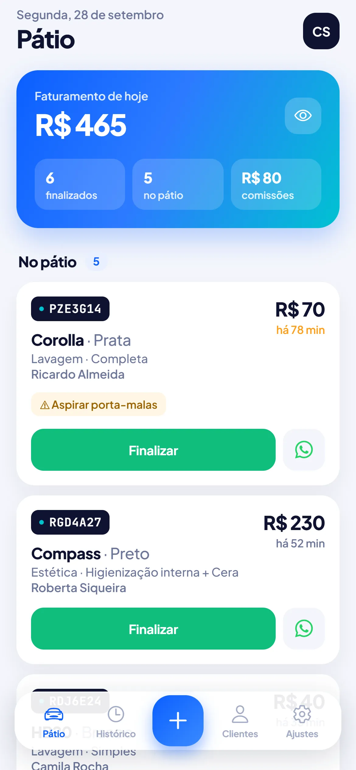 Tela Pátio do app: o faturamento do dia e os carros que estão no pátio agora